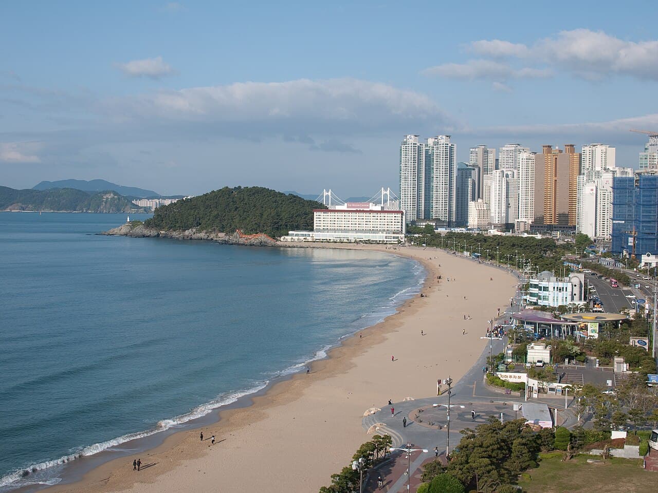 釜山海雲台海灘與市區